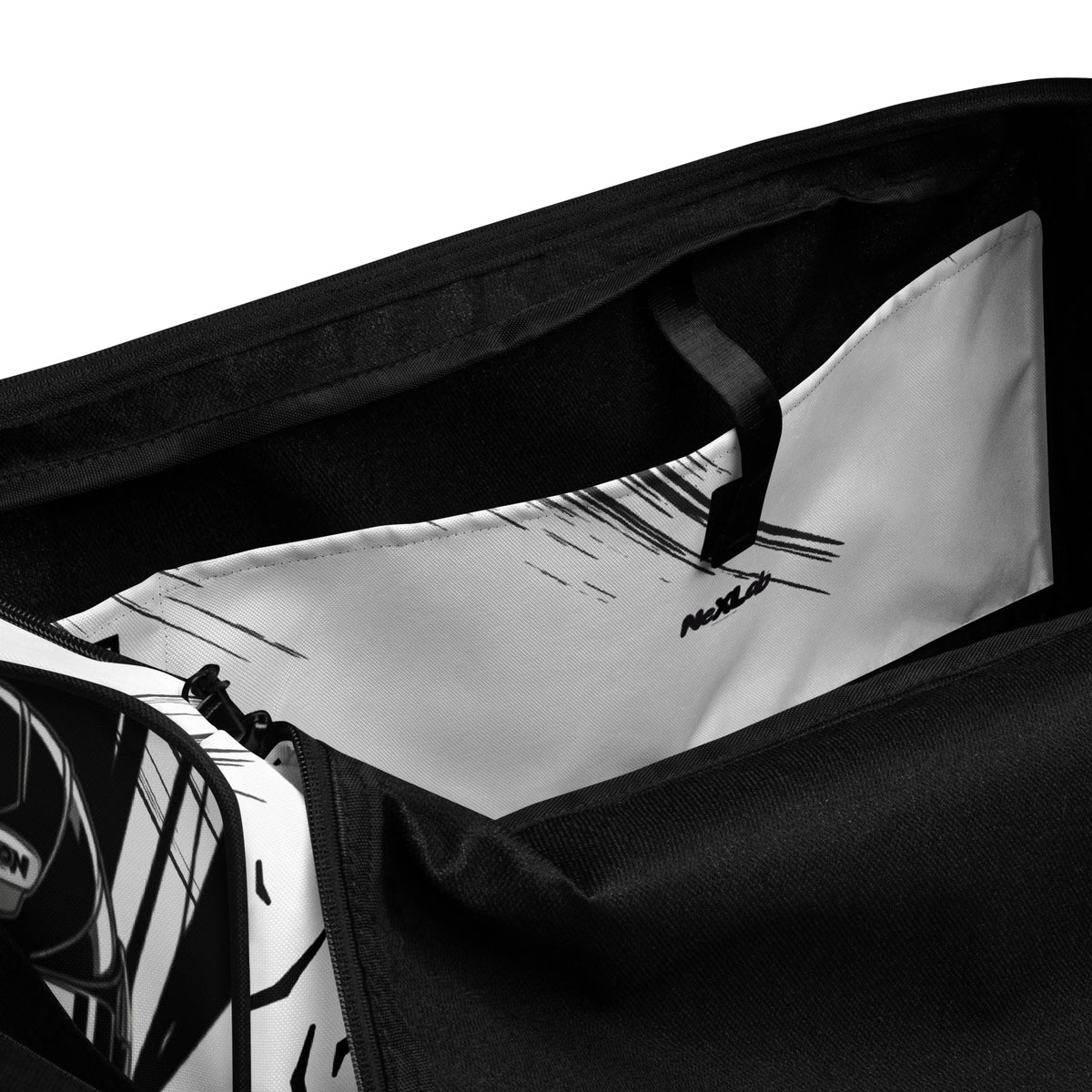 Grand Pilot Duffle Bag — interior pocket detail
