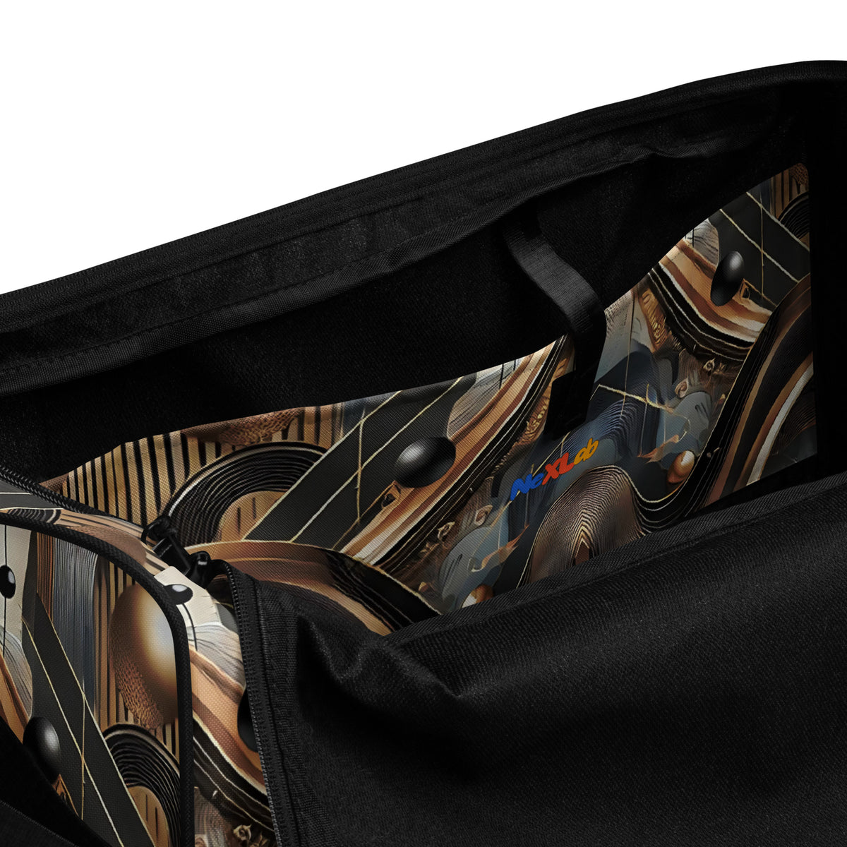 Tissu 2035 Duffle Bag — interior pocket detail